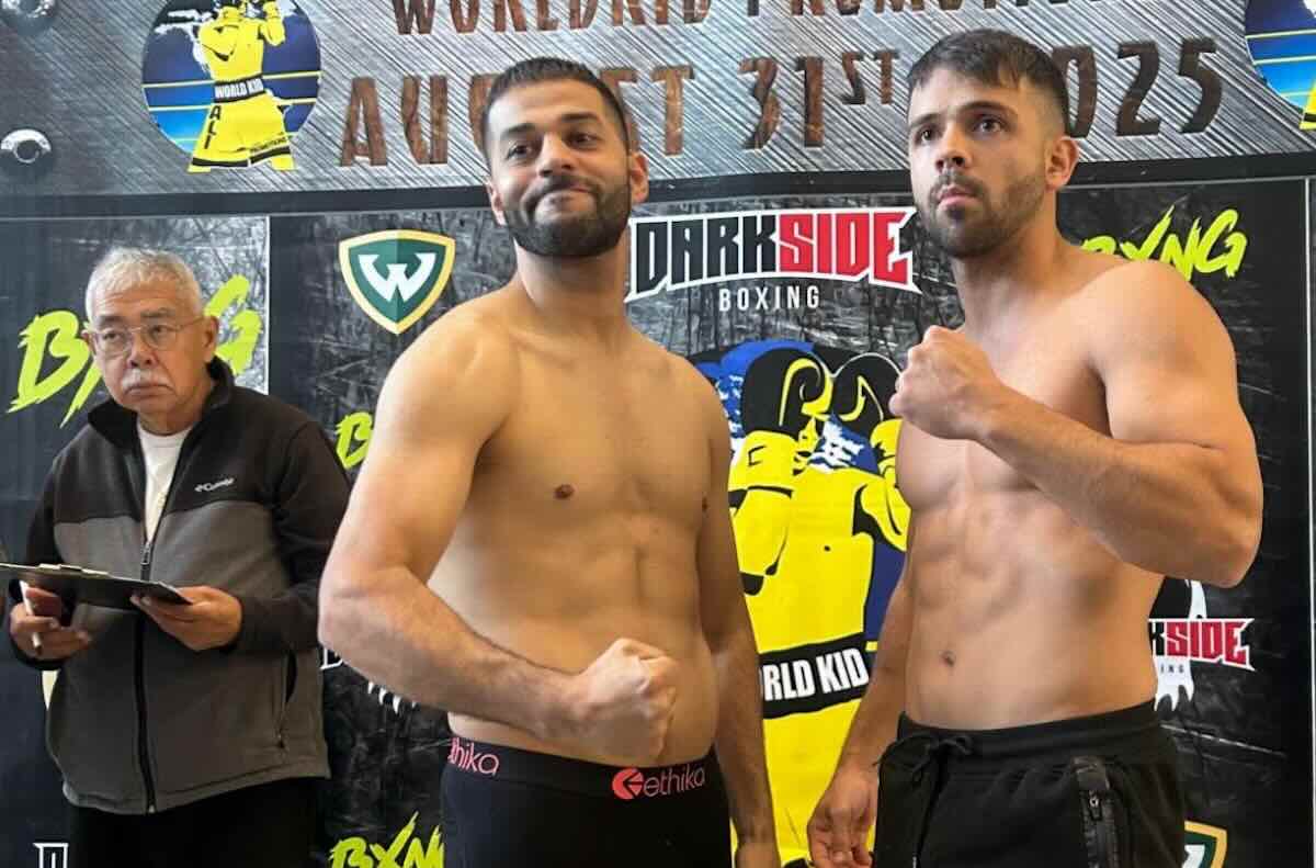 (De izquierda a derecha) – El ex campeón mundial Sadam Ali y su oponente, Cody Wilson