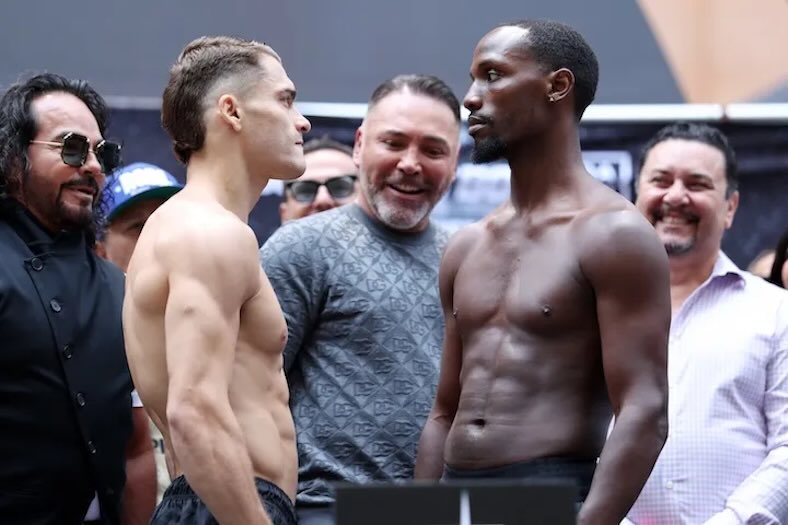 Óscar Duarte y Kenneth Sims Jr (Golden Boy Promotions)