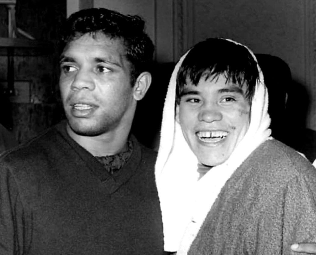 Rubén Olivares vs. Lionel Rose