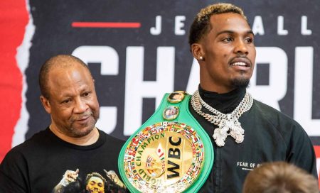 Ronnie Shields y Jermall Charlo (PBC)