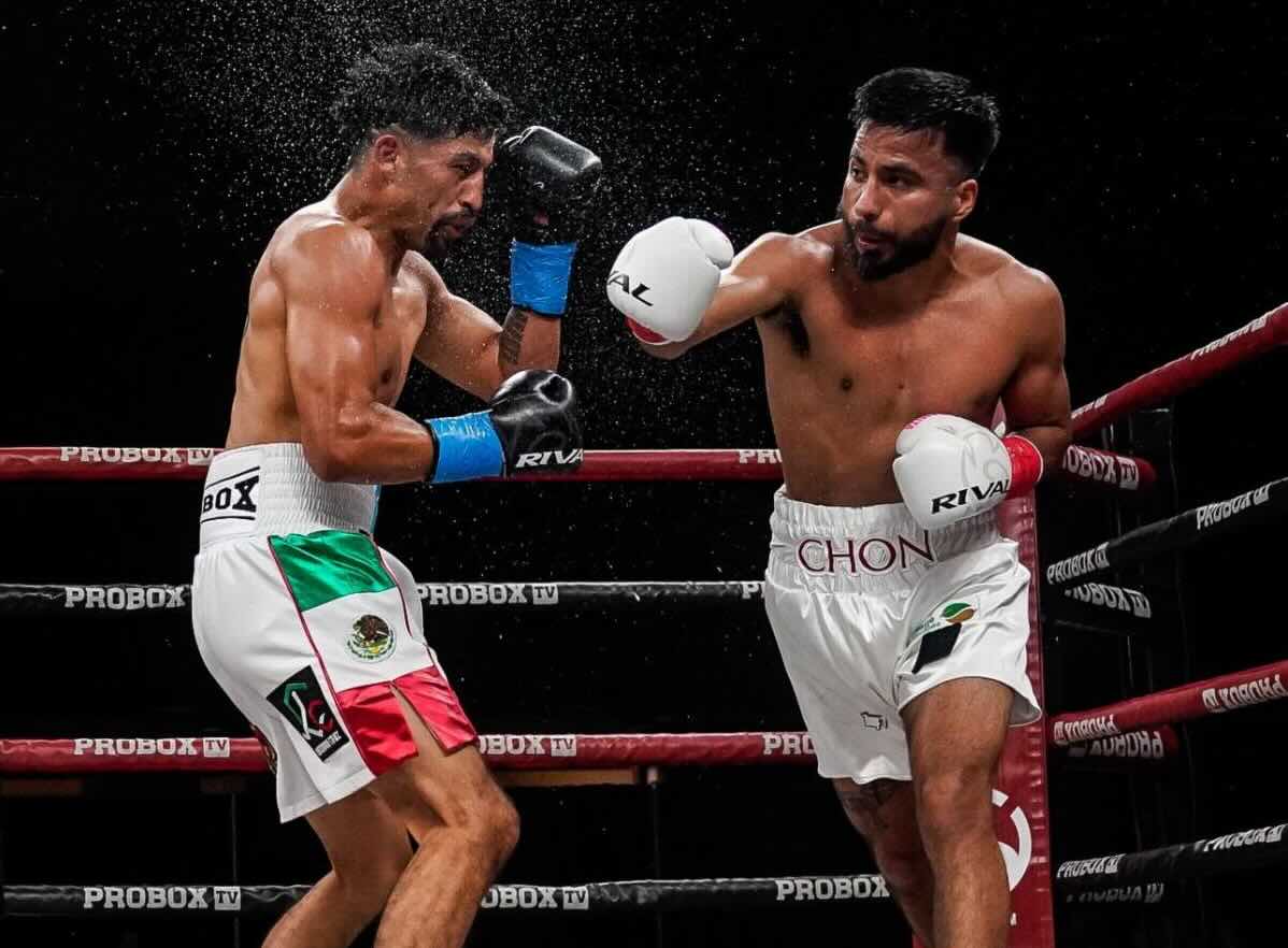 Ramón Cardenas logra un nocaut de un golpe sobre Erik Robles Ramón Cardenas logra un nocaut sobre Erik Robles (ProBox)