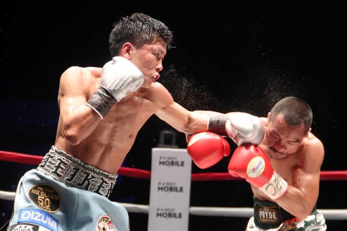 Shokichi Iwata vs Knockout CP Freshmart 21 Shokichi Iwata vs Knockout CP Freshmart (Crédito de la foto: Sumio Yamada)