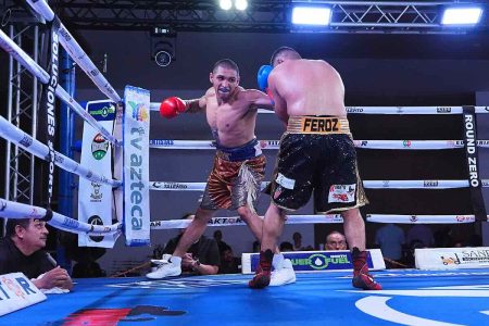 Fernando Limón Garza VS Jesús Feroz Gómez (Fotos: ContendersMx)