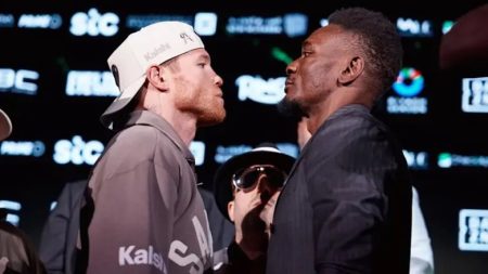 canelo-alvarez-y-christian-mbilli_1 copia Canelo vs. Mbilli (Mark Robinson/Matchoom)